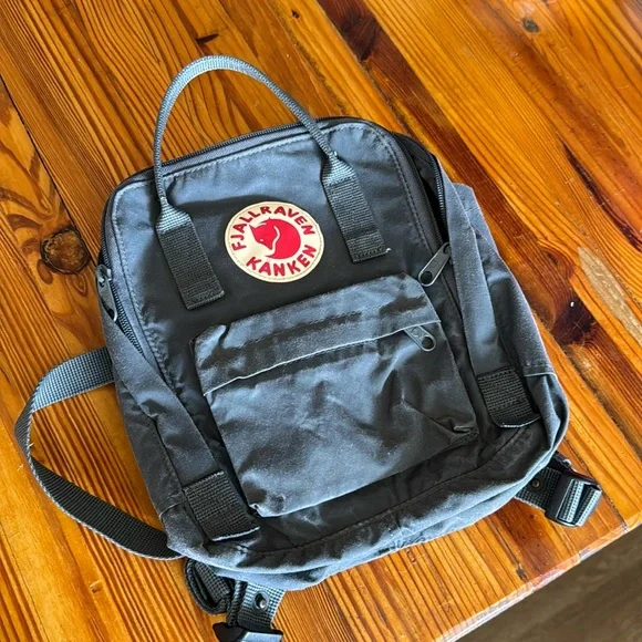 Mini backpack - Picture 1 of 4